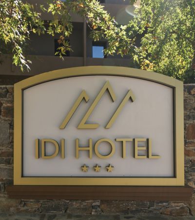 Idi Hotel & Restaurant in Zaros